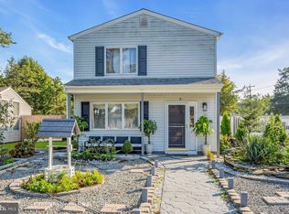 30 Dock Ave, Waretown, NJ 08758