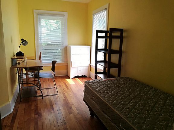 2nd image of 239 Greenwood Pl