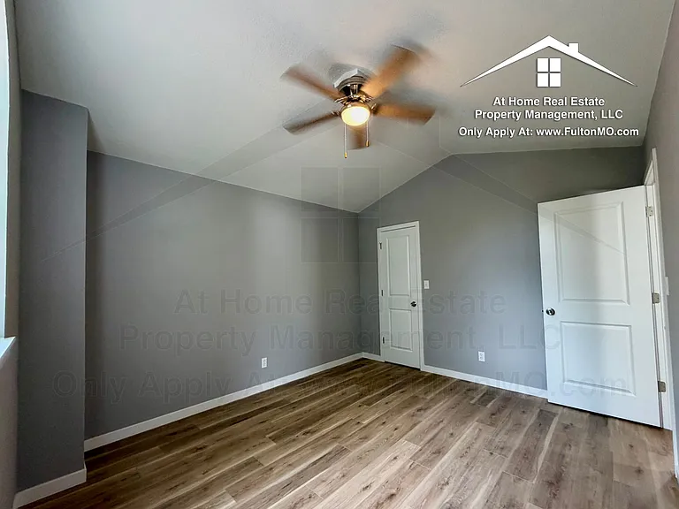 2717 Mayflower Dr — Photo 26