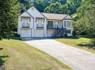 3294 E Emerald Oaks Way, Acworth, GA