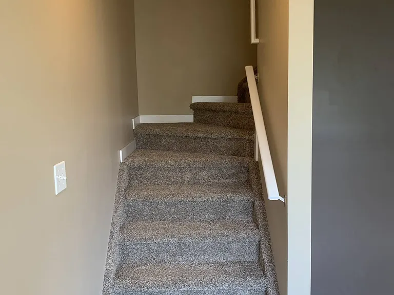 248 Edwards Dr SW — Photo 10
