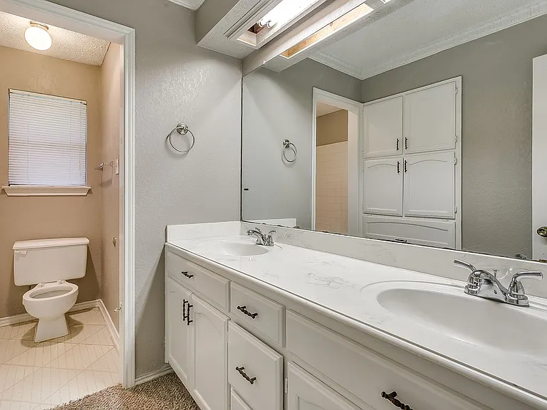 120 NE Alsbury Blvd — Photo 5