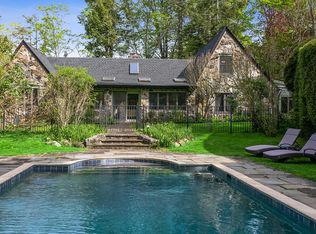 19 Lily Pond Ln, Katonah, NY 10536