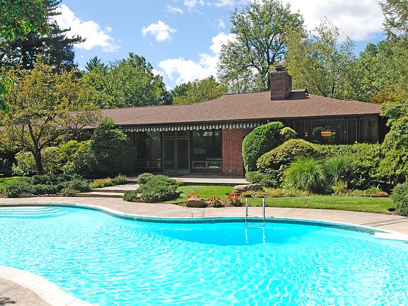 2nd image of 70 Morris Ln #A