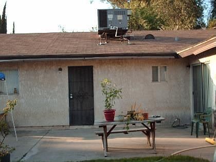 4th image of 15827 Rose Ave