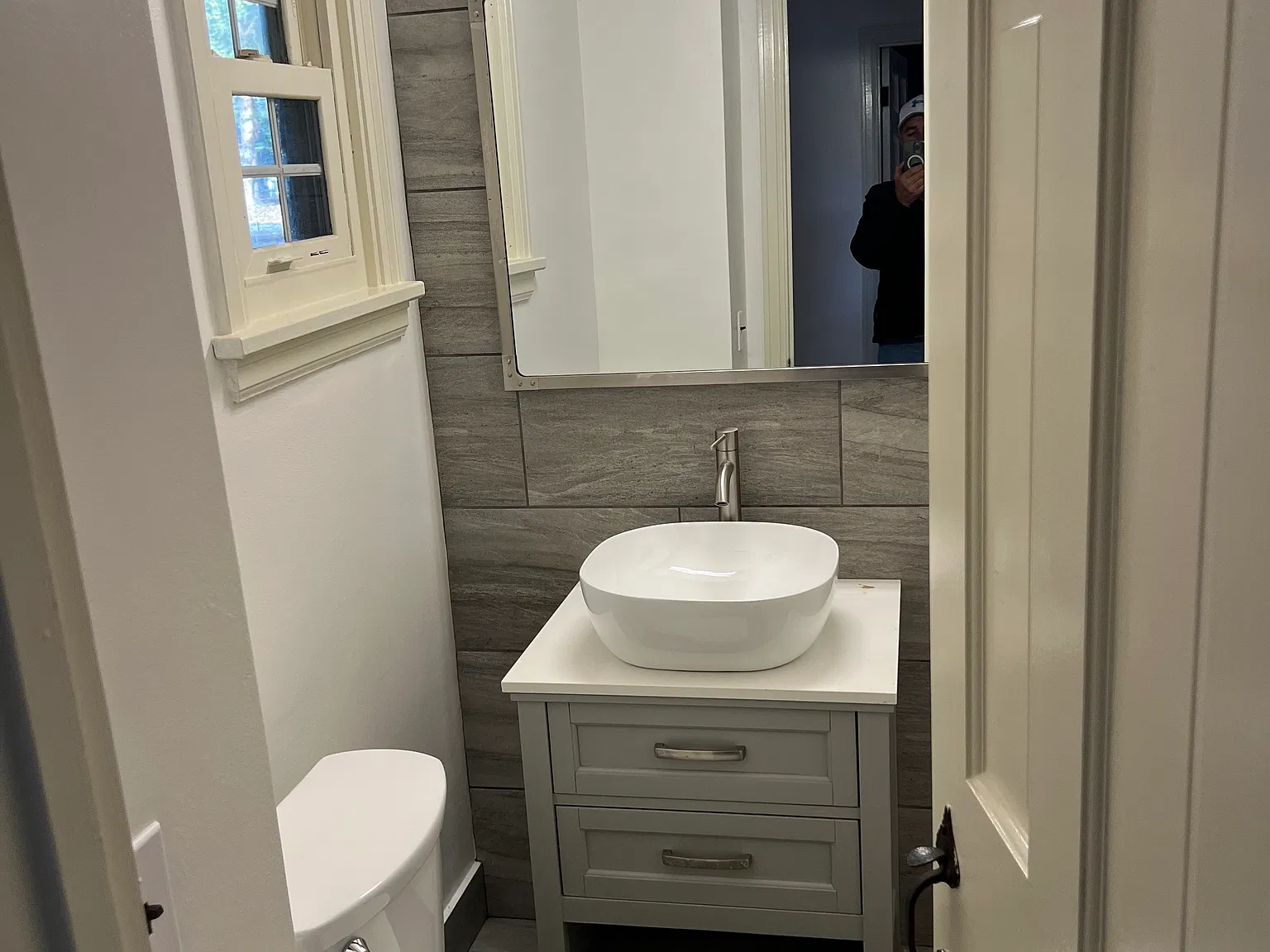 4 bed, 2700 sqft, $3,300 — Photo 3