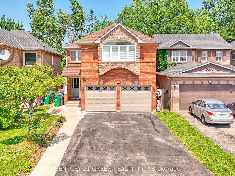 1st image of 3706 Forest Bluff Cres