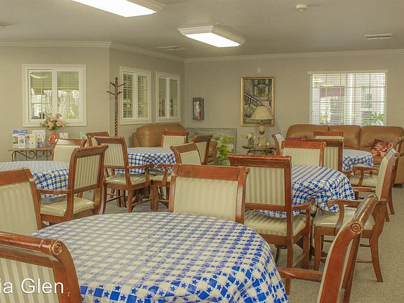 5th image of 615 Acacia Way APT 22
