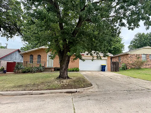 1006 Oak Park Dr #1 Photo 1
