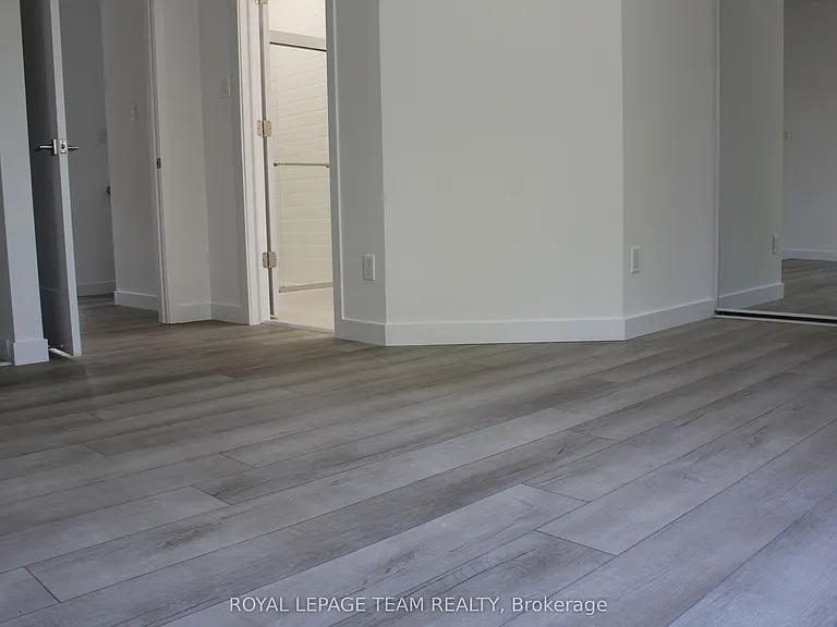 155 Longpre St E #A — Photo 16