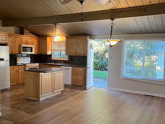 Open Space living area and kitchen
