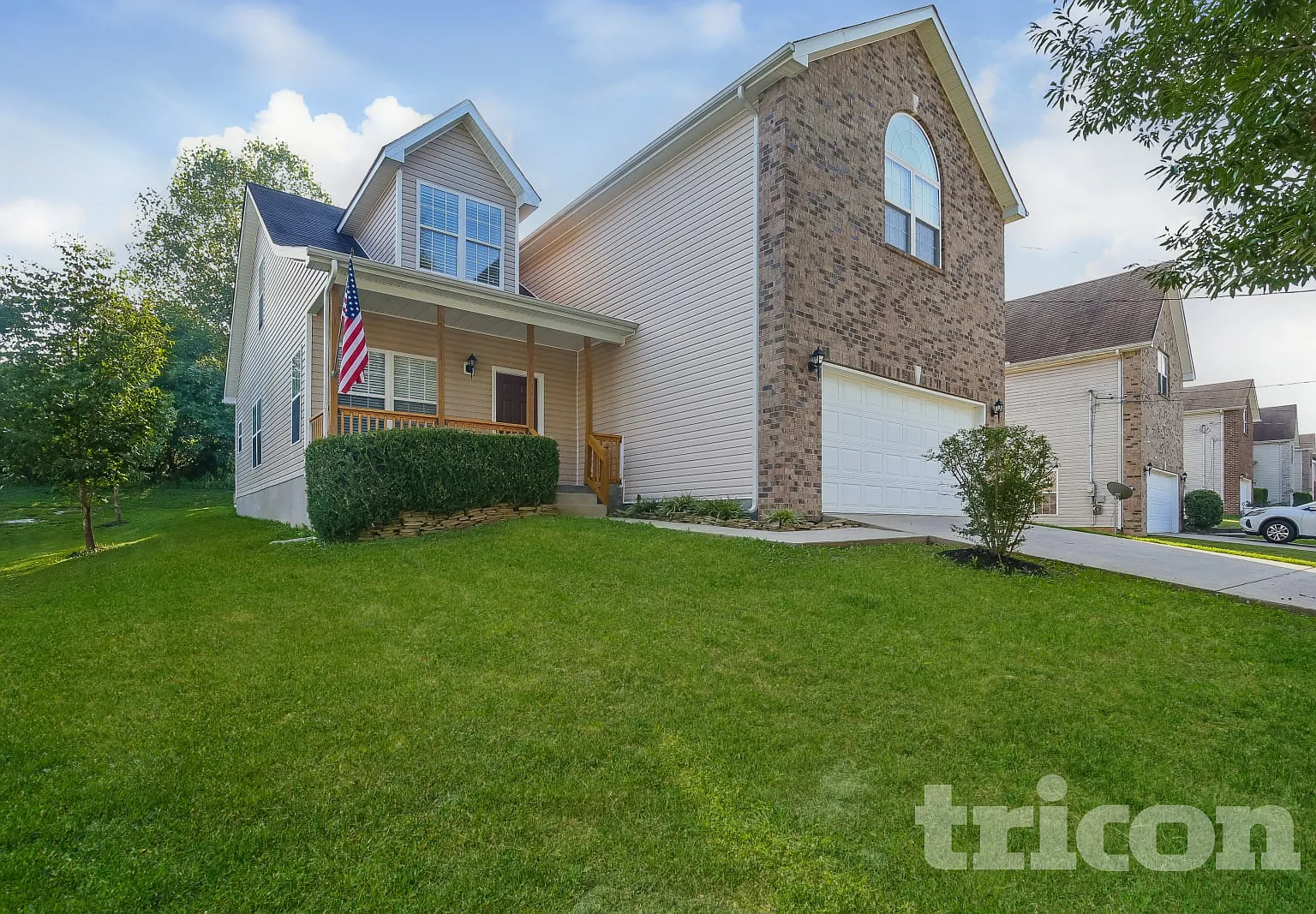 142 Lyndhurst Drive La Vergne TN — Photo 1