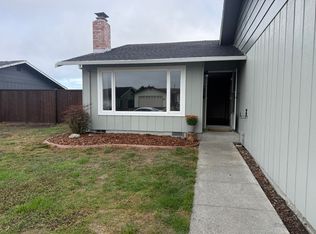 2037 Ernest Way, Arcata, CA 95521