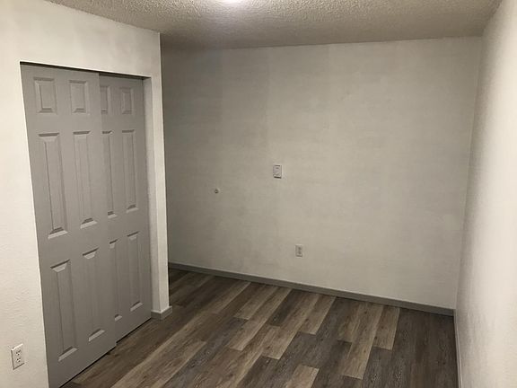 4th image of 21606 29th Ave S APT D