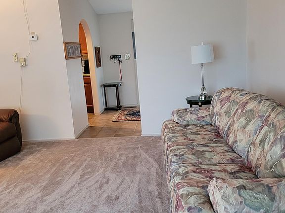4th image of 2 Birch Pl