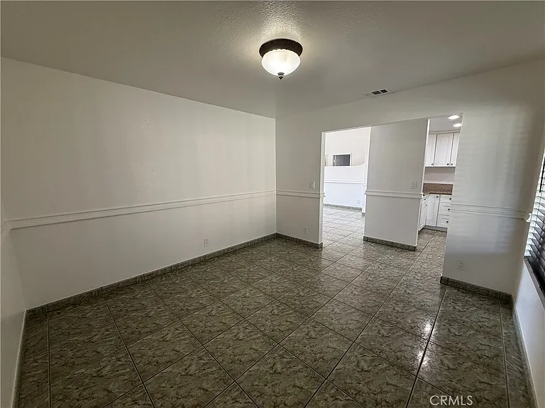 834 Shana Ct — Photo 13