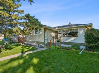 5635 S Travis Cres NE, Calgary, AB T2K 3W1