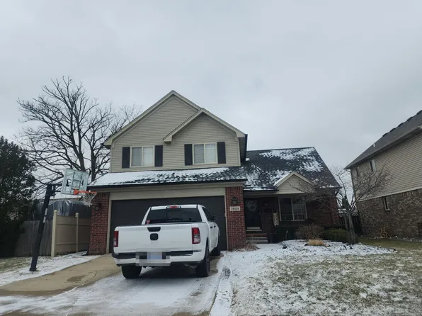 28409 Glenwood St, Saint Clair Shores, MI 48081