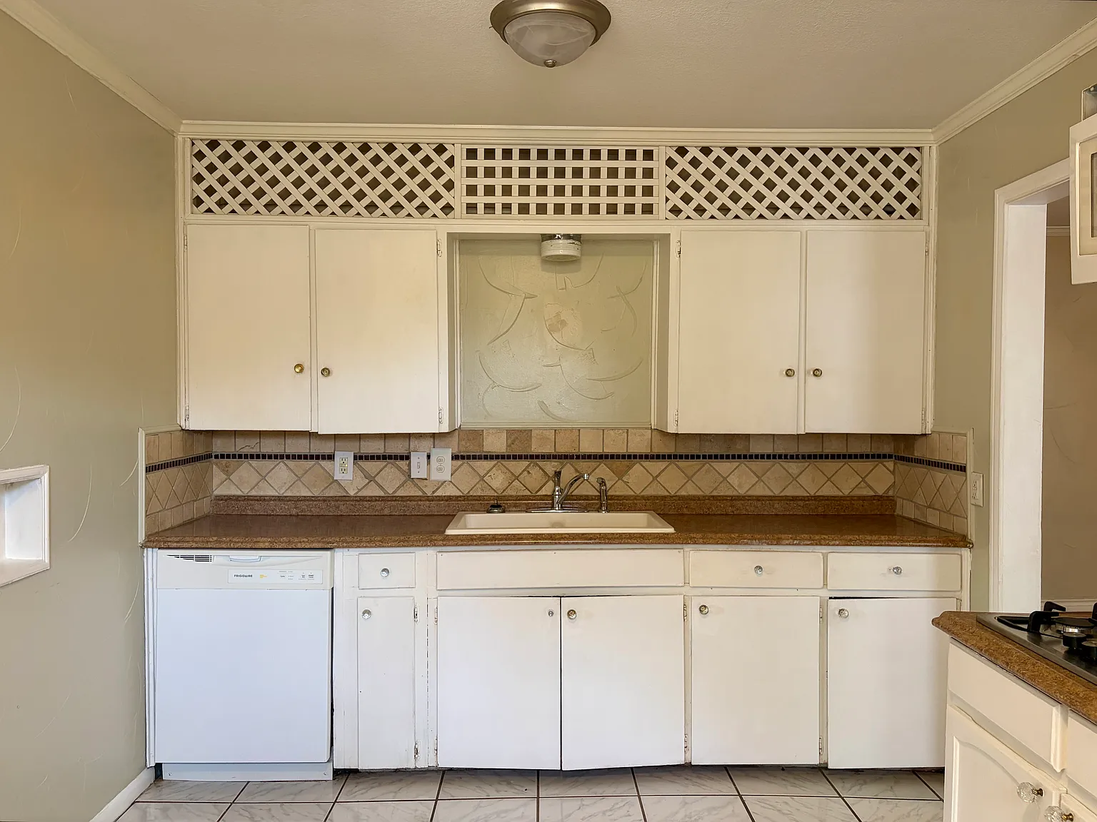 4 bed, 1493 sqft, $1,495 — Photo 4