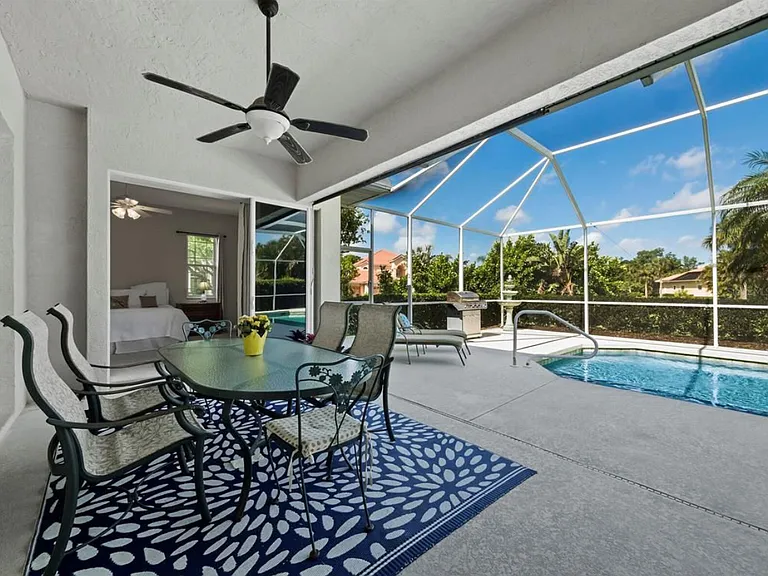 Butlers Crest Dr — Photo 11