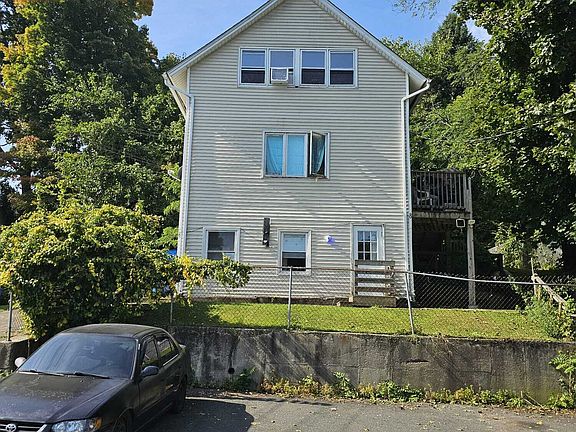 3rd image of 8 Dudley Street