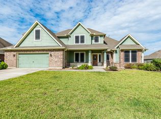 14035 Hawthorne Cir, Mont Belvieu, TX 77523