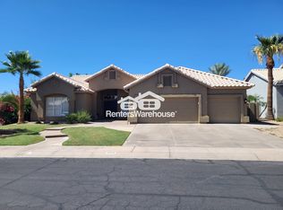 3848 E Amberwood Dr, Phoenix, AZ 85048
