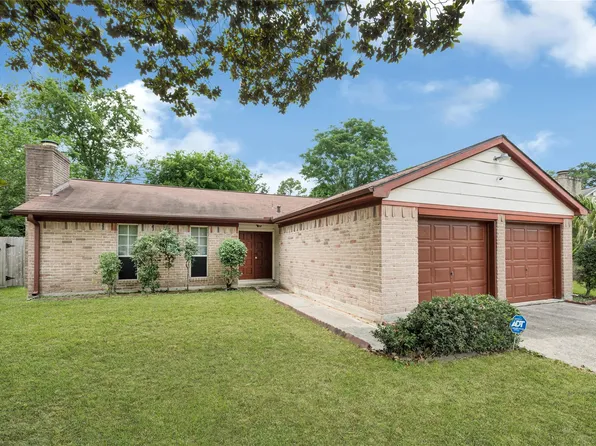10715 Misty River Dr, Houston, TX 77086