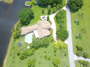 10793 El Caballo Ct, Delray Beach, FL 33446