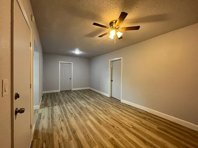 2 bed, 647 sqft, $1,200 — Photo 2