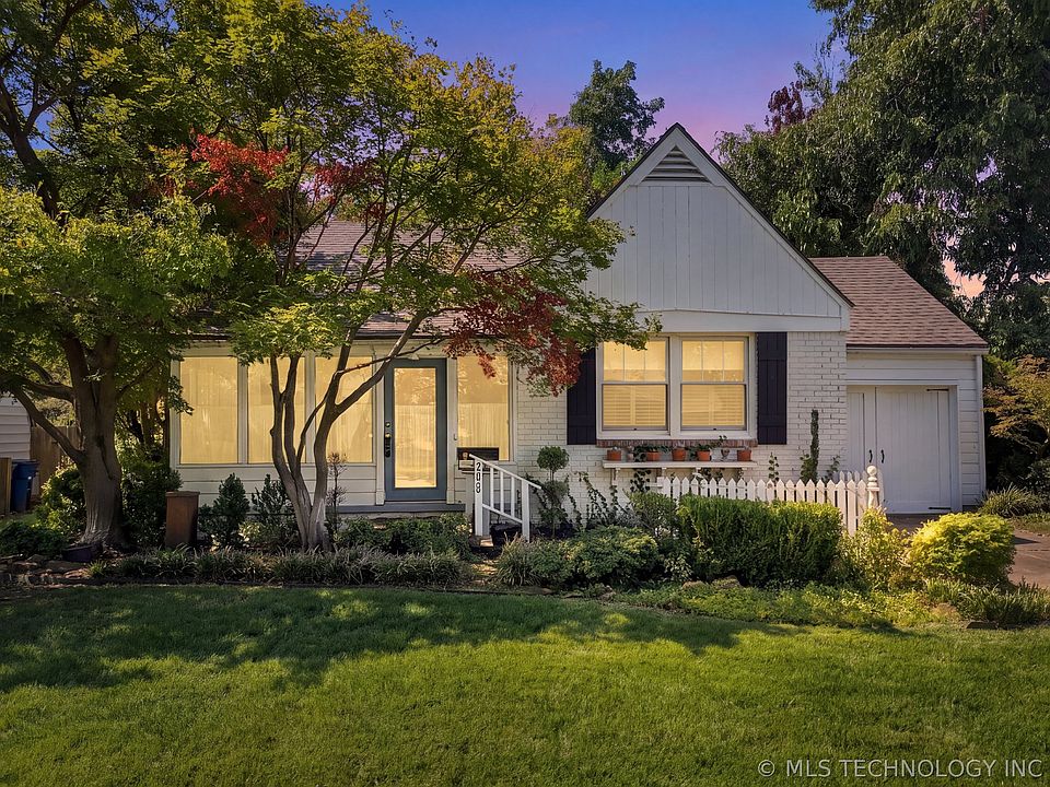 1st image of 2258 S Delaware Ct