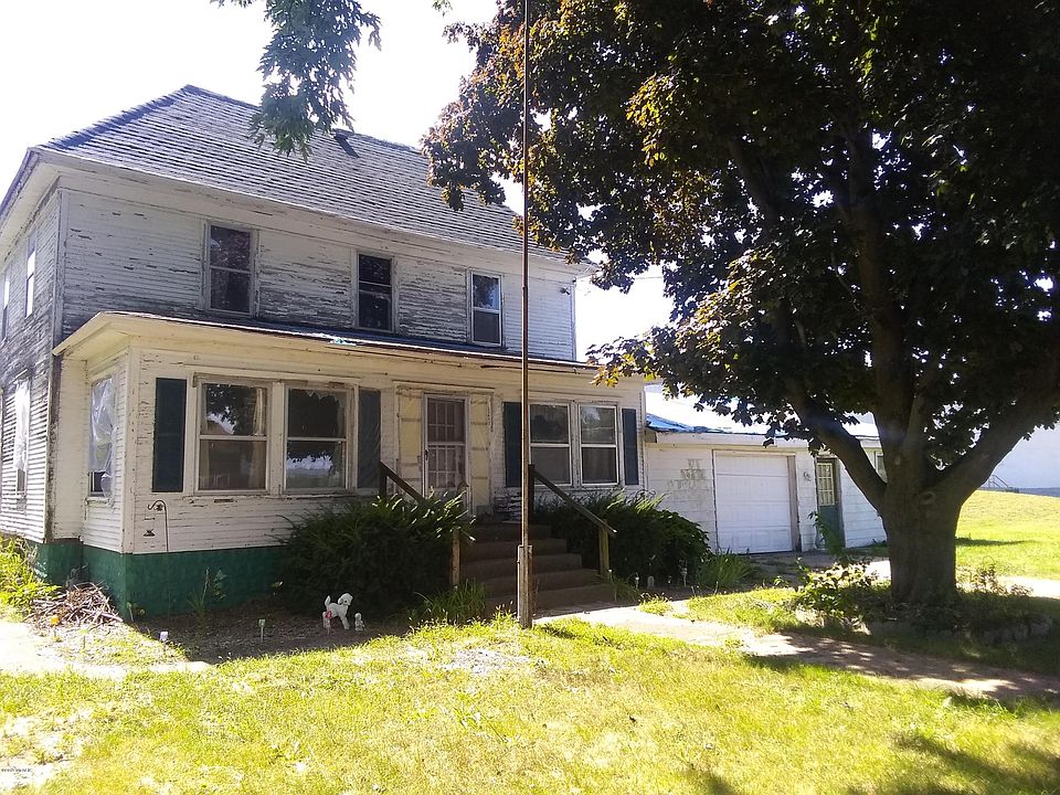 1st image of 3704 Naomi Rd