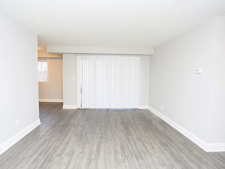 5009 Norwood Ave — Photo 26
