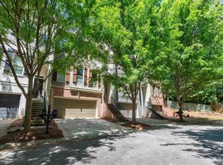 19 Oakhurst Common Dr, Decatur, GA 30030