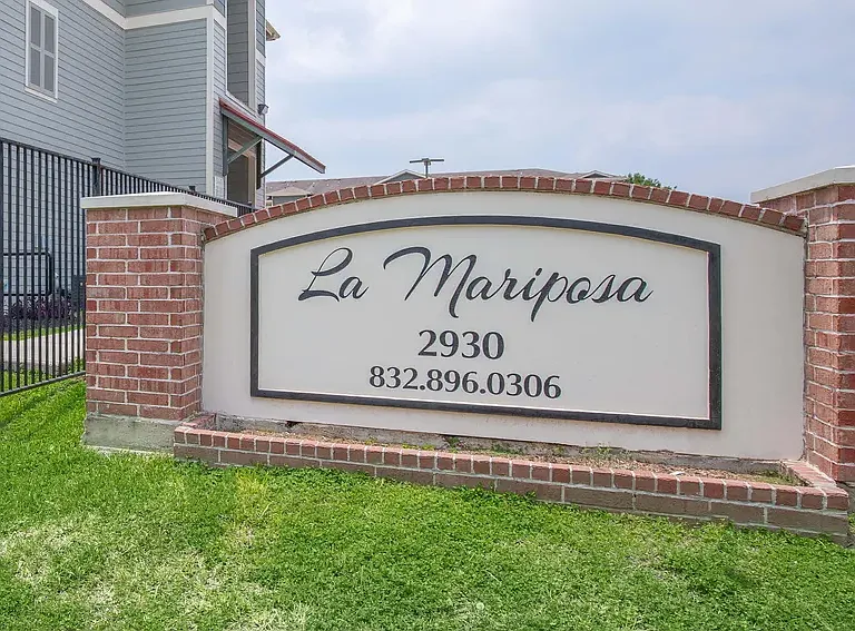La Mariposa Apartments — Photo 21