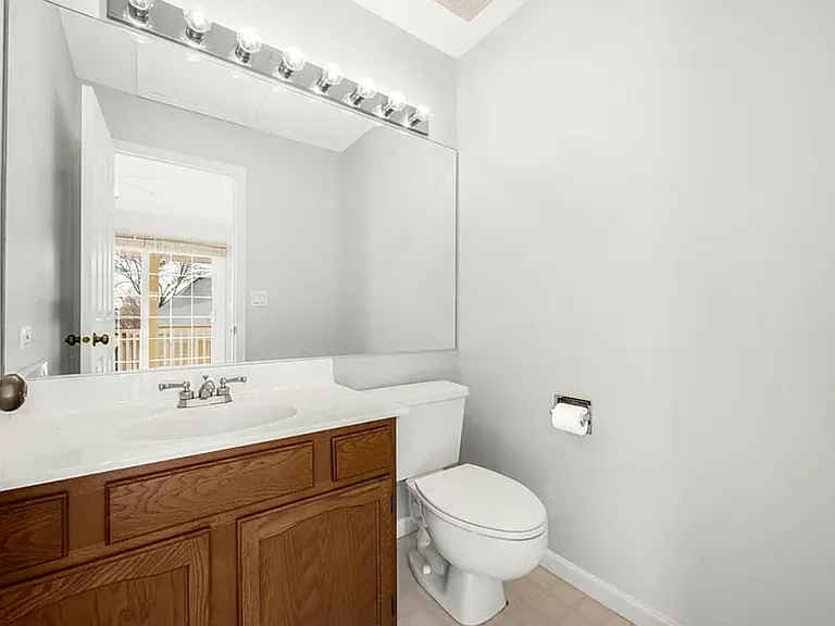 442 Kilkenny Ct #442 — Photo 8