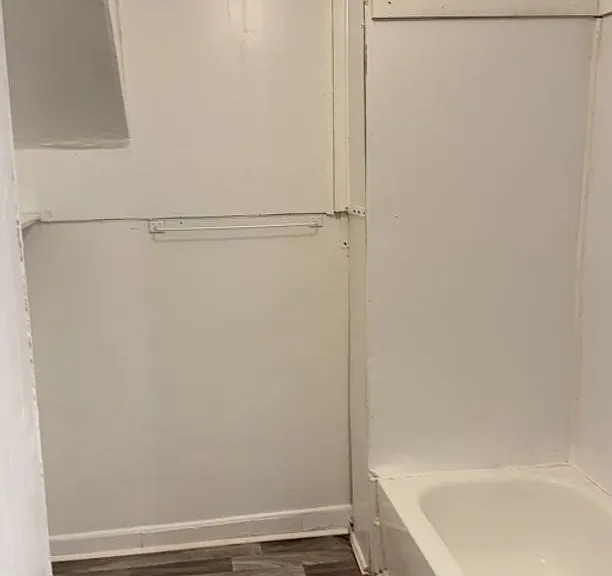 216 W Magnolia St — Photo 15