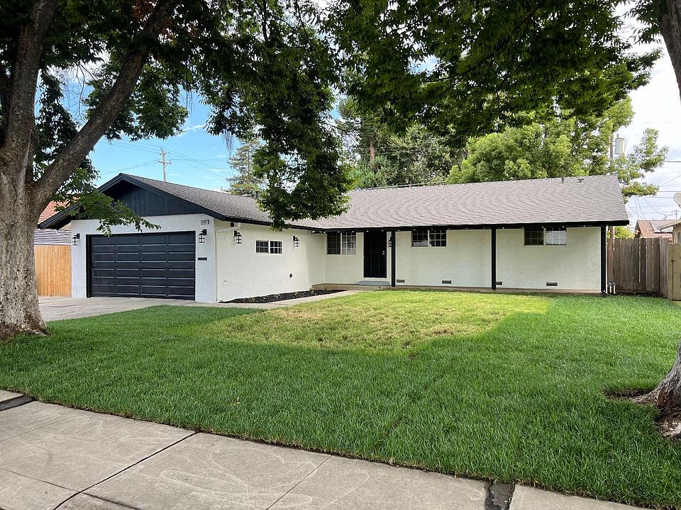 1st image of 2603 Tamarisk Ave
