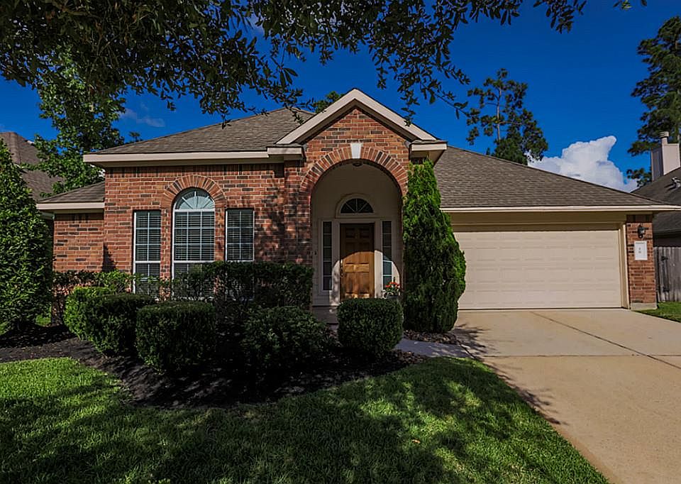1st image of 18 Gilmore Grove Pl