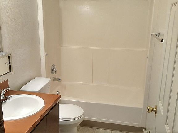5th image of 19020 B St E