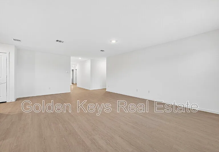 10212 Regal Bend Ln — Photo 28