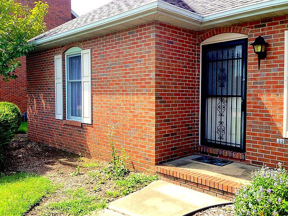 5th image of 429 Salem Dr
