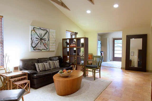 1st image of 8635 Groveland Dr