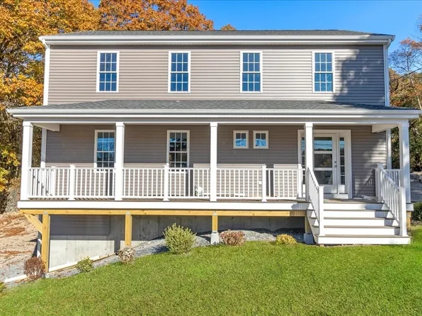 2098 Winthrop St, North Dighton, MA 02764