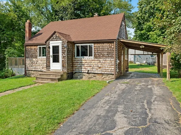 11 Highland Ave, Millbury, MA 01527
