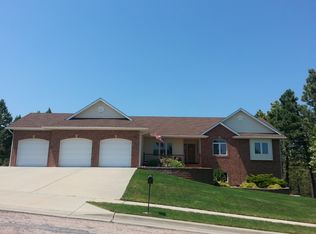 6631 Maidstone Ct, Rapid City, SD 57702