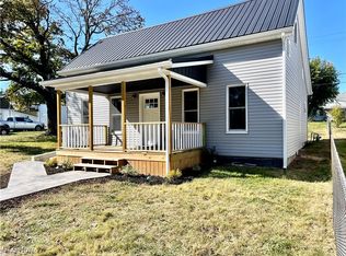 402 S Broadway St, Barnesville, OH 43713