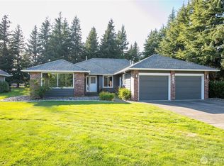 6891 Raspberry Dr, Everson, WA 98247