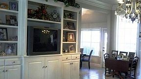 3rd image of 3207 Acacia Dr