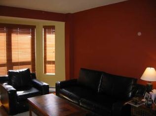 732 W Bittersweet Pl APT 1102, Chicago, IL 60613